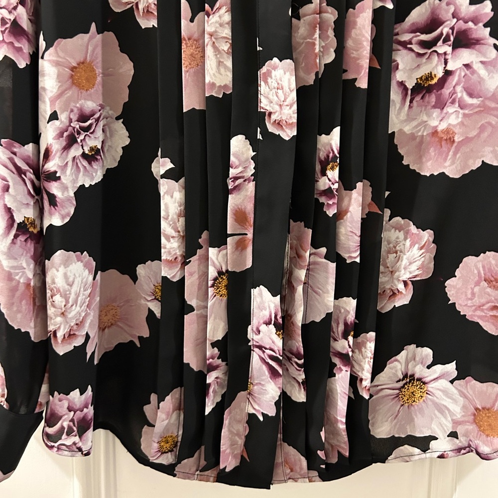 Karl Lagerfeld Black and Pink Floral Blouse - Picture 4 of 8